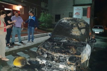 Задержан житель Луганской области, которого подозревают в поджоге автомобиля известного журналиста, - ФОТО