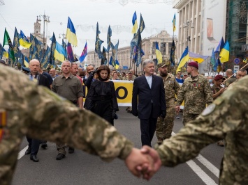 "Демсокира" извинилась перед Порошенко из-за высказываний ее члена об участии экс-президента в Марше защитников