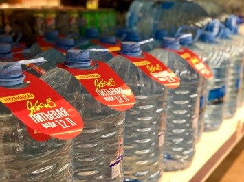 Крымская торговая сеть исключила возникновение дефицита питьевой воды