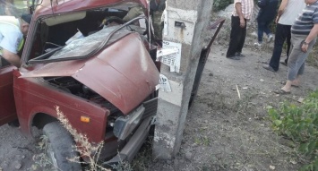 В Макеевке пьяный водитель «Жигулей» врезался в газовую опору, - ФОТО