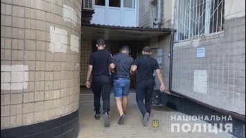 В Одессе полицейские схватили квартирного вора прямо на месте преступления