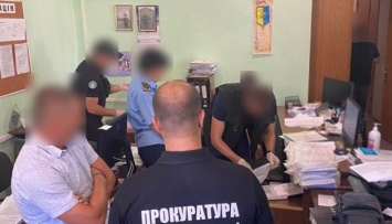 Одесских таможенников уличили в создании схемы вымогательства взяток