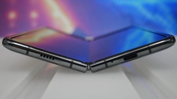 Samsung случайно раскрыла цену Galaxy Z Fold 2. Угадаете ее?