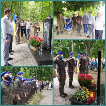 На Харьковщине открыли памятник погибшим защитникам Украины