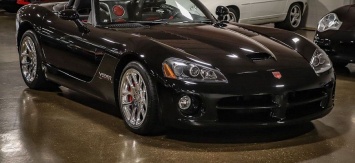 В сети показали 16-летний Dodge Viper с 990-сильным двигателем