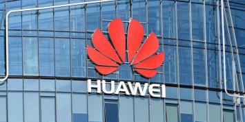 СМИ: Huawei снижает производство смартфонов из-за санкций США
