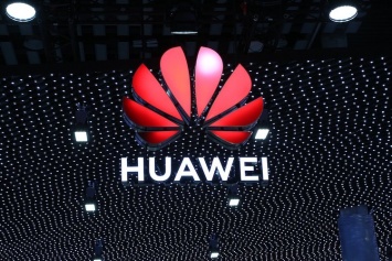 Huawei скоро может сильно сократить выпуск смарфтонов. Но что взамен?