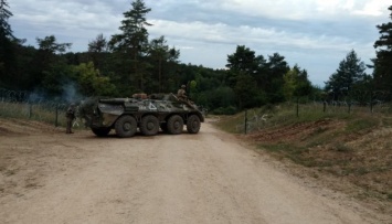 Львовские десантники "штурмовали город" во время учений в Германии