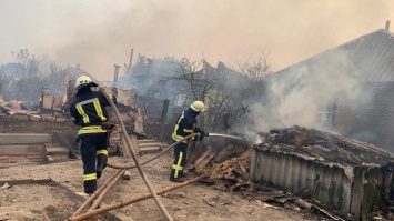 Под Луганском бушует масштабный пожар