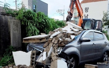 В Японии и Корее бушевал тайфун. Фоторепортаж