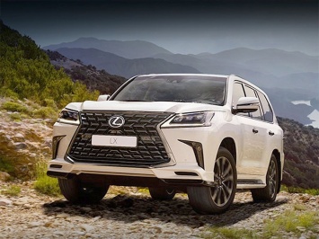 Lexus привез в Россию две спецверсии внедорожника LX