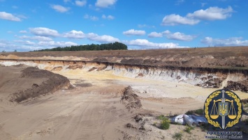 Незаконная добыча песка под Харьковом: ущерб составил больше 600 миллионов