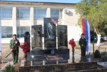 В Советском районе открыли мемориал погибшим в Великой Отечественной войне воинам