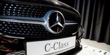 Новый Mercedes C-Class сбросил камуфляж