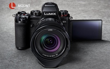 Panasonic анонсировала относительно доступную полнокадровую камеру Lumix DC-S5