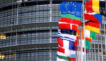 В ЕС обнародовали предложения по ограничению путешествий в условиях пандемии