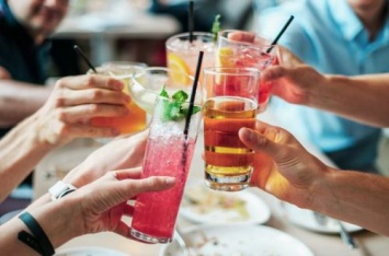 Можно пить хоть ежедневно: названы самые полезные виды алкоголя