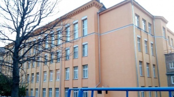 Киевская школа "страдает" от чреды минирований