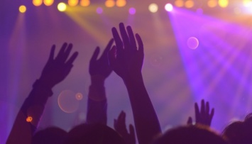 В Сумах запретили ночные клубы, концерты и дискотеки