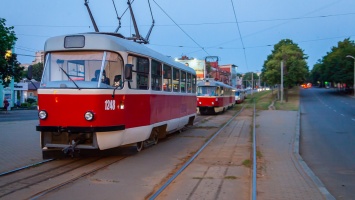 В Днепре трамваи №18 и №19 будут ездить по сокращенным маршрутам
