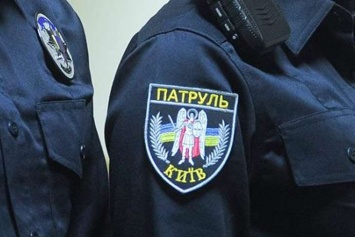 Онкоцентре Киева злоумышленницы украли у женщины 21 тыс. гривен