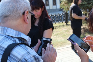 В Днепре представили мобильное приложение для людей с проблемным зрением