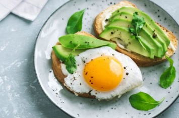 Сколько без вреда для здоровья можно есть яиц