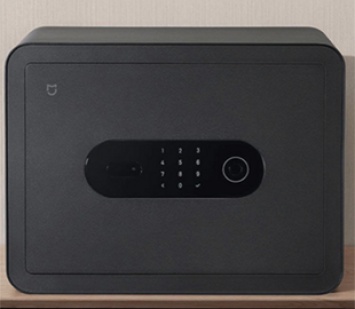 Xiaomi выпустила умный сейф со сканером отпечатков