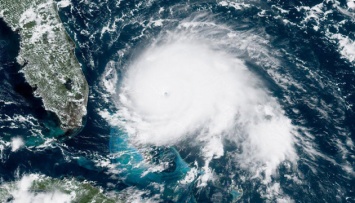 В Луизиане ввели режим чрезвычайного положения из-за шторма "Салли"
