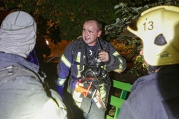 Умерла, не приходя в сознание: в Киеве страшный пожар в многоэтажке убил женщину, фото