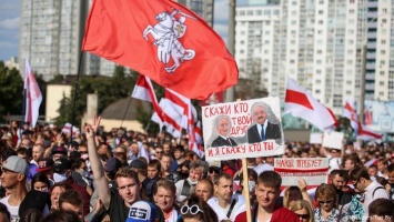 Протестные выходные в Минске: "Марш героев" к Лукашенко "домой"