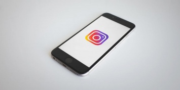 Instagram начнет брать деньги за ссылки в постах