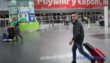 Желающие выехать за границу украинцы получили онлайн-помощника