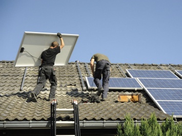 В Днепропетровской области 3,5 тысячи домохозяйств зарабатывают на домашних солнечных электростанциях - ДТЭК