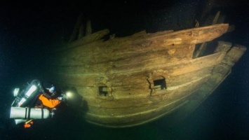 Финские дайверы нашли в Балтийском море старинный голландский корабль