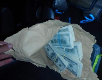 Крымская таможня пресекла контрабанду 71 тыс. долларов США