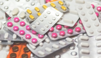 Рада приняла закон для урегулирования дистанционной торговли лекарствами