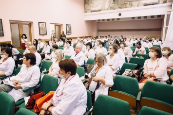 В Днепре по инициативе Загида Краснова состоялся международный «Медицинский мост»