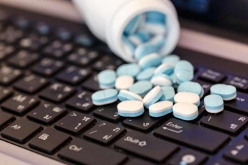 Онлайн-торговлю лекарствами узаконила Верховная Рада