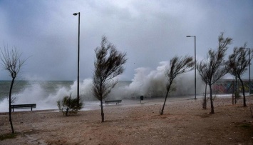 В Греции объявили чрезвычайную ситуацию из-за циклона "Янос"
