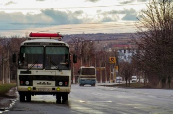 СМИ: Жители Новодружеска жалуются на нехватку транспорта