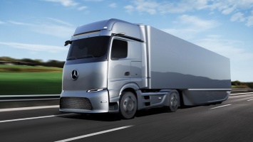 Рассекречены характеристики водородного тягача Mercedes-Benz