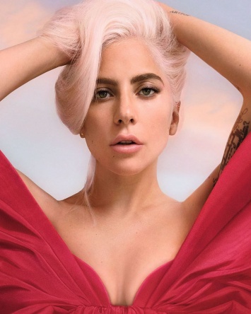 Леди Гага в рекламном ролике нового аромата Valentino Voce Viva