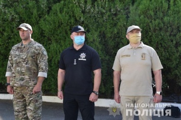 Отряд одесской полиции отправился служить в Донбасс