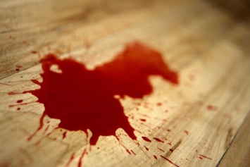 В квартире на Виноградаре нашли мертвую женщину в луже крови