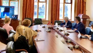 Ткаченко обсудил с послом Канады сотрудничество в сфере культуры