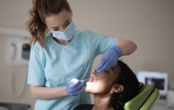 Стоматологи рассказали, в каких случаях проблемы с зубами смертельно опасны