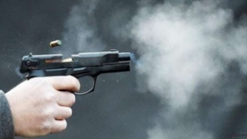 На Днепропетровщине пенсионер выстрелил из стартового пистолета соседу в лицо: подробности