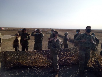 Зеленский приехал на стрельбы на полигон под Николаевом (ФОТО)