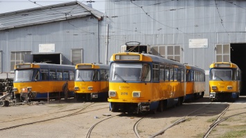В Днепр привезли еще 7 трамваев из Германии